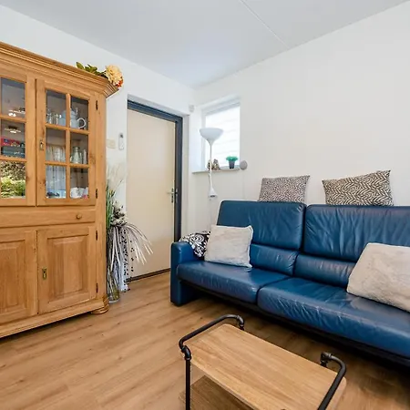 Het Station Bij Snowworld Gaiazoo En Апартаменты