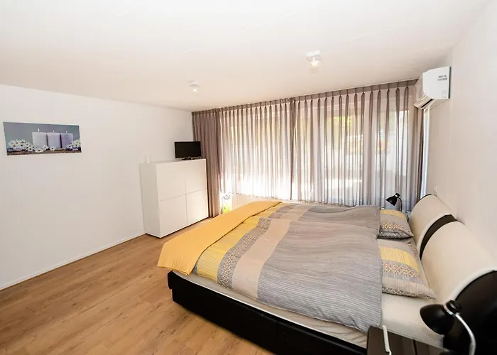 Het Station Bij Snowworld Gaiazoo En Apartamento *