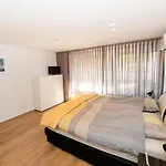 Het Station Bij Snowworld Gaiazoo En Apartment *