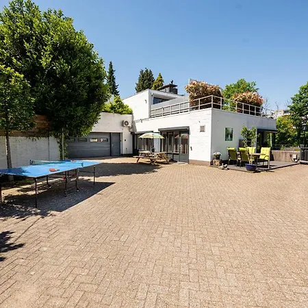 Appartamento Het Station Bij Snowworld Gaiazoo En