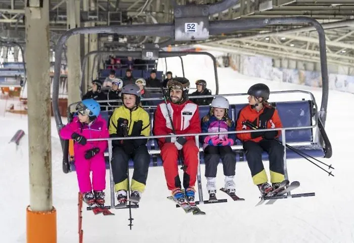 Het Station Bij Snowworld Gaiazoo En Appartamento Landgraaf