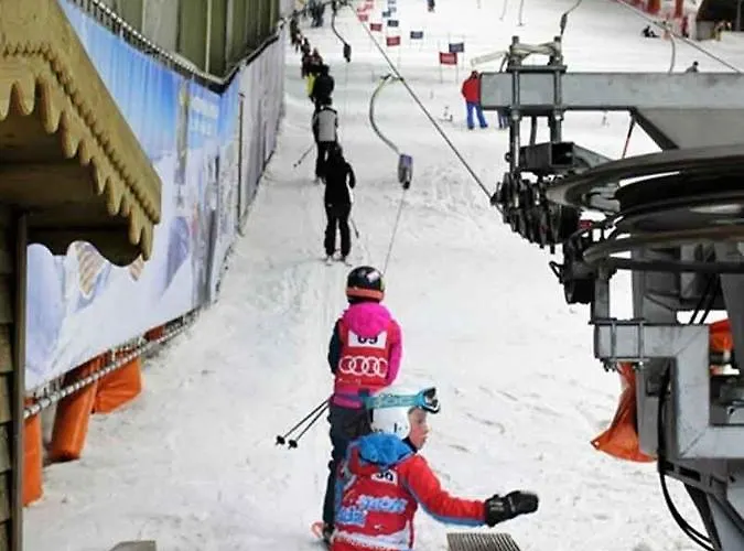 Het Station Bij Snowworld Gaiazoo En *